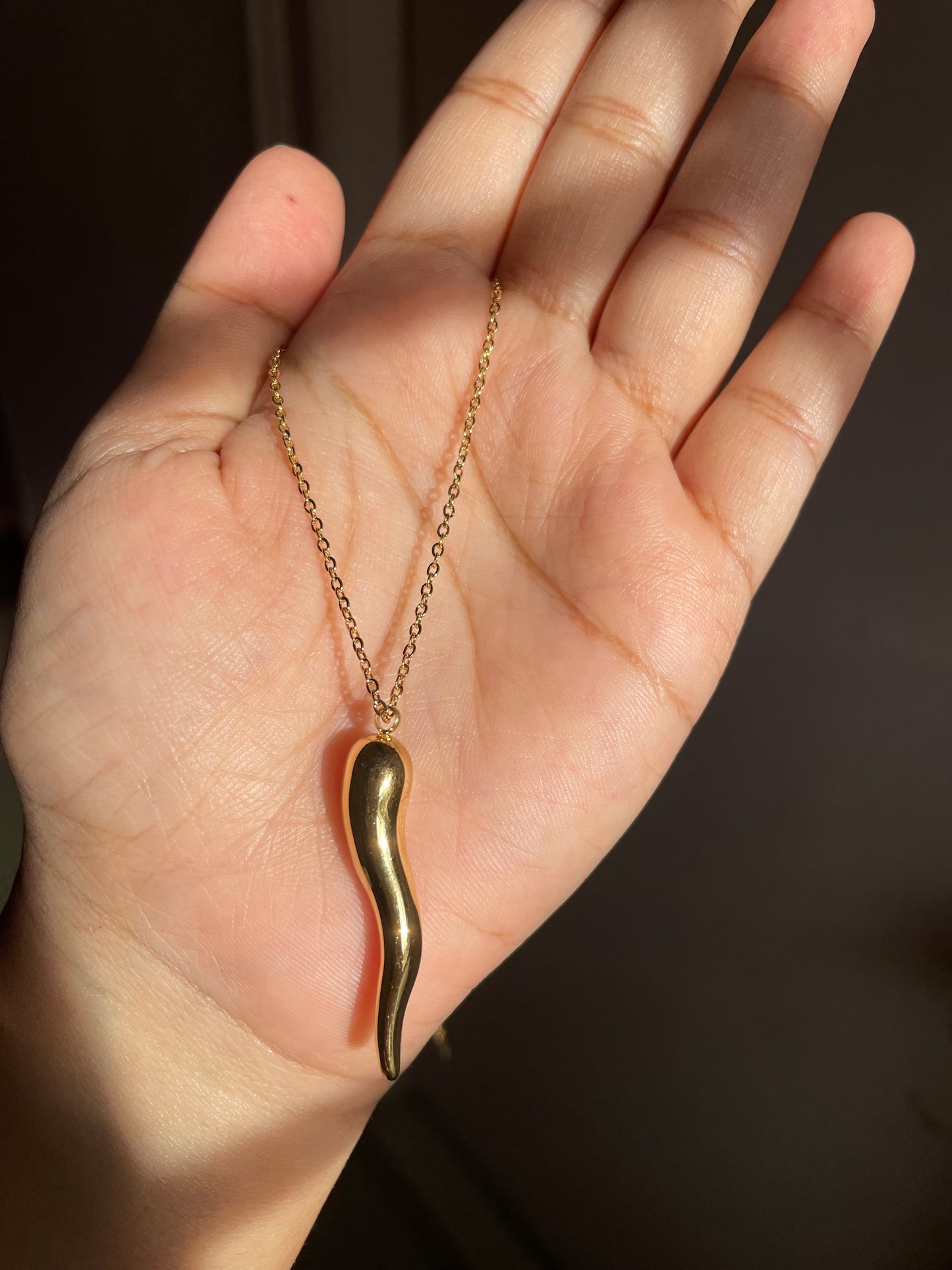 Snake shaped pendant chain