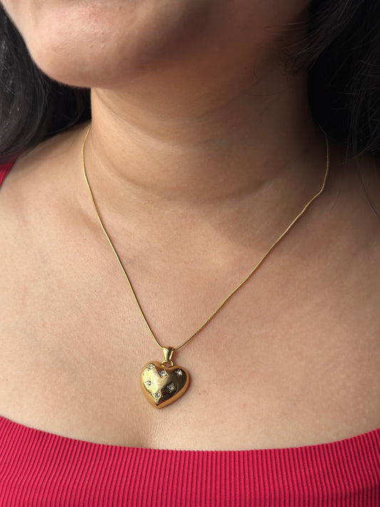 Radiant heart necklace