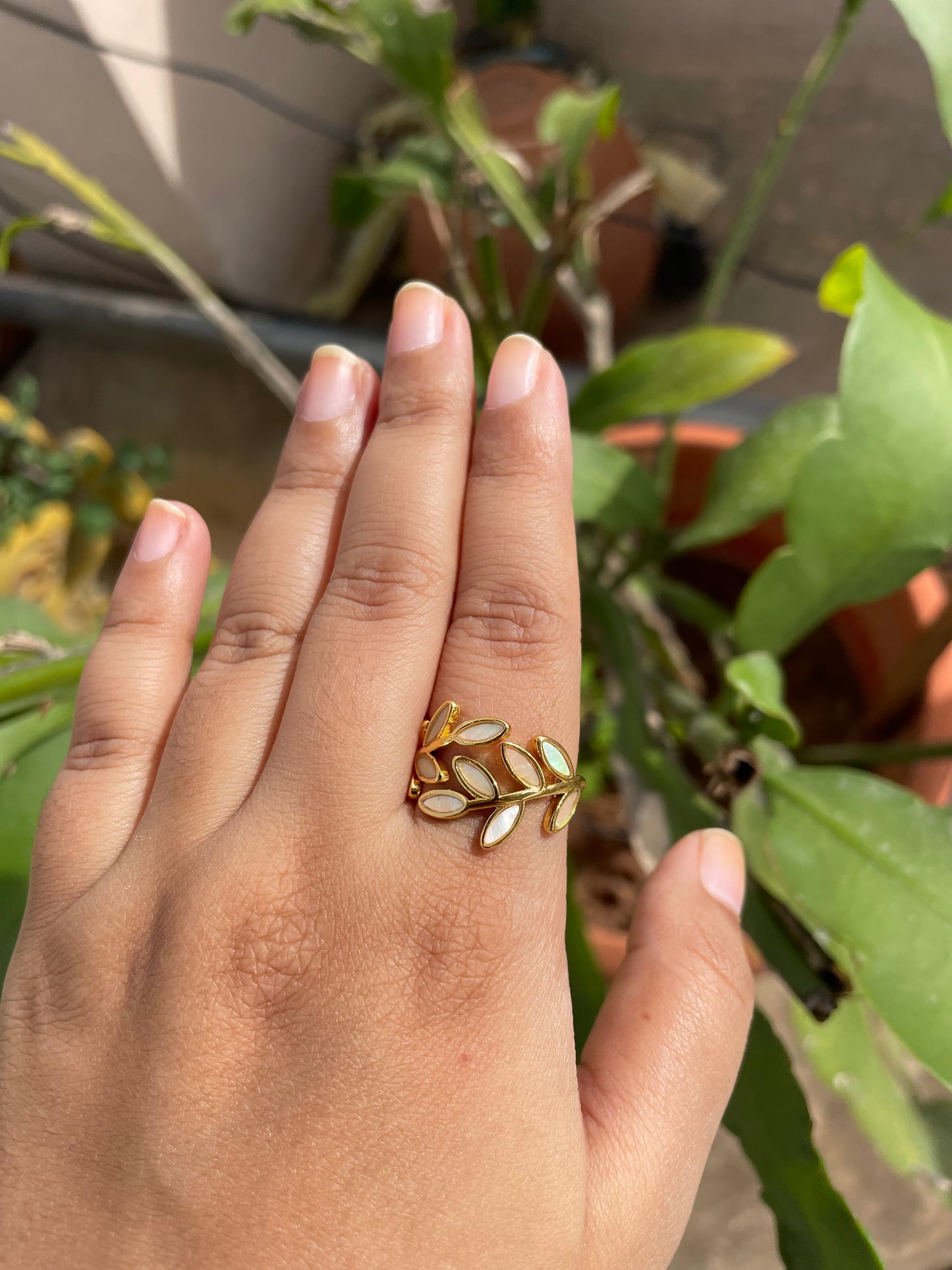 Leaf ring