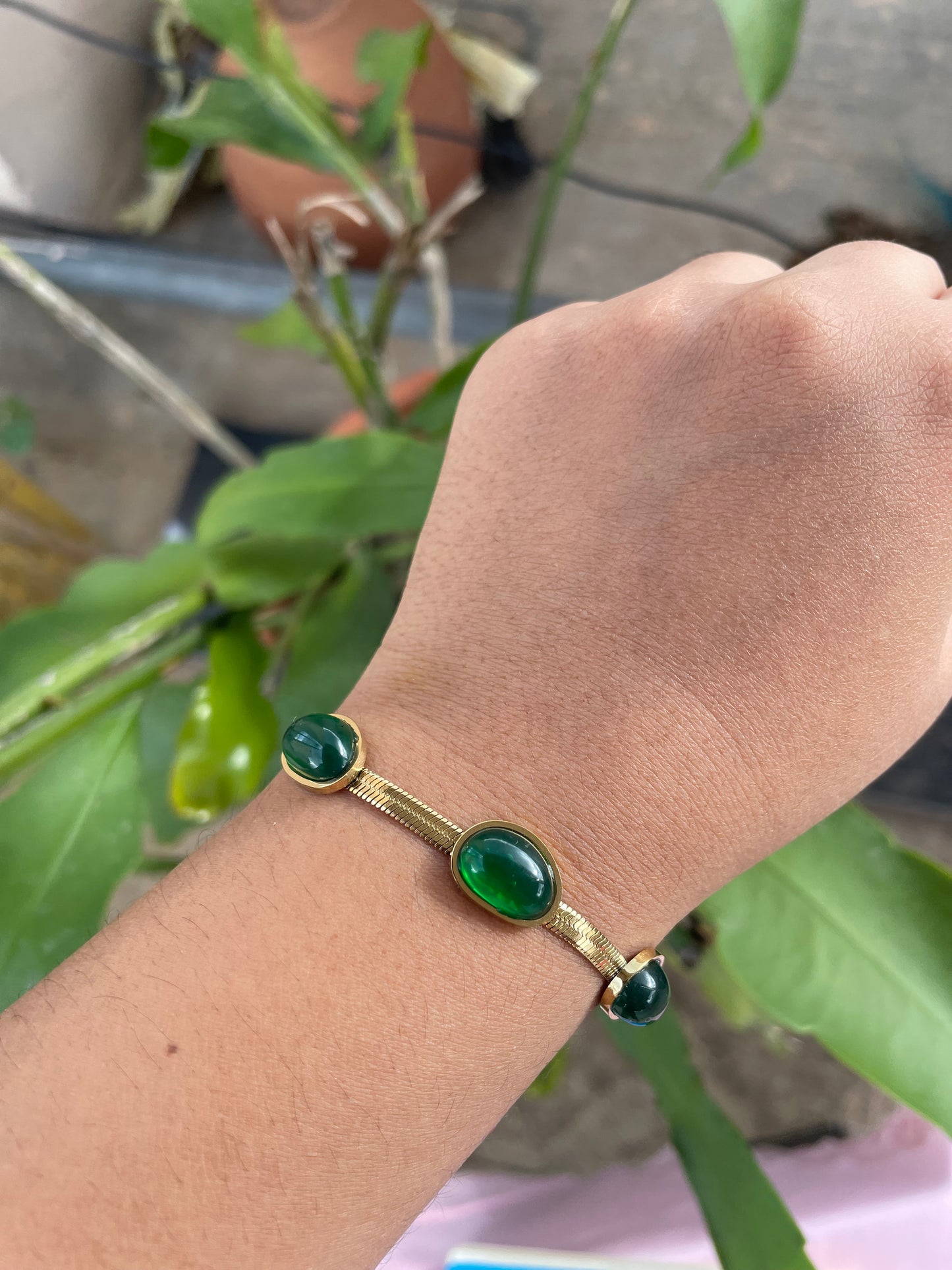 Green allure bracelet