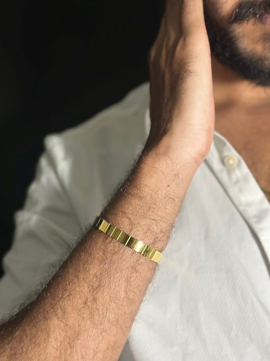 Men’s Vertical line gold bracelet